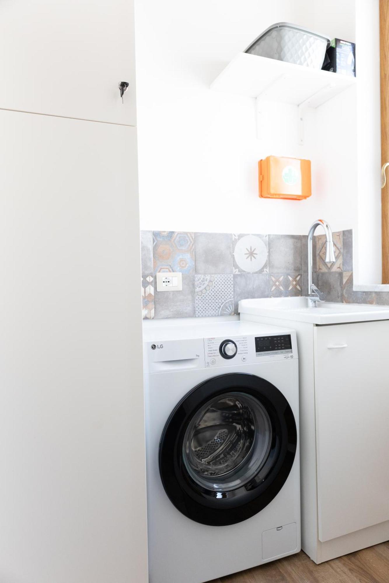 Cortile Gioeni Apartment เชฟาลู ภายนอก รูปภาพ