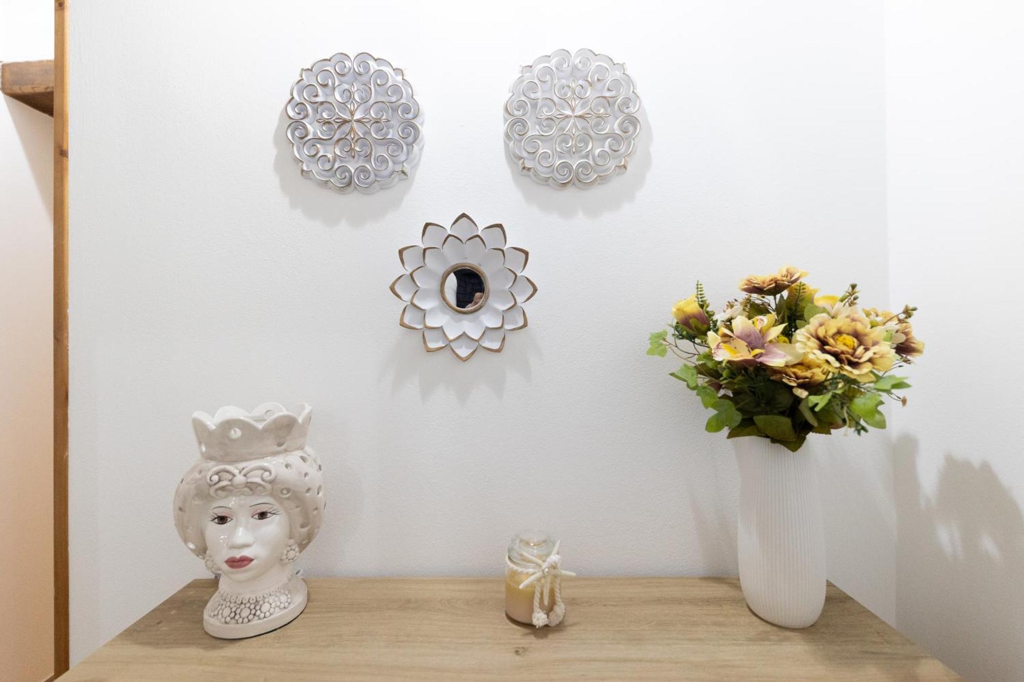 Cortile Gioeni Apartment เชฟาลู ภายนอก รูปภาพ