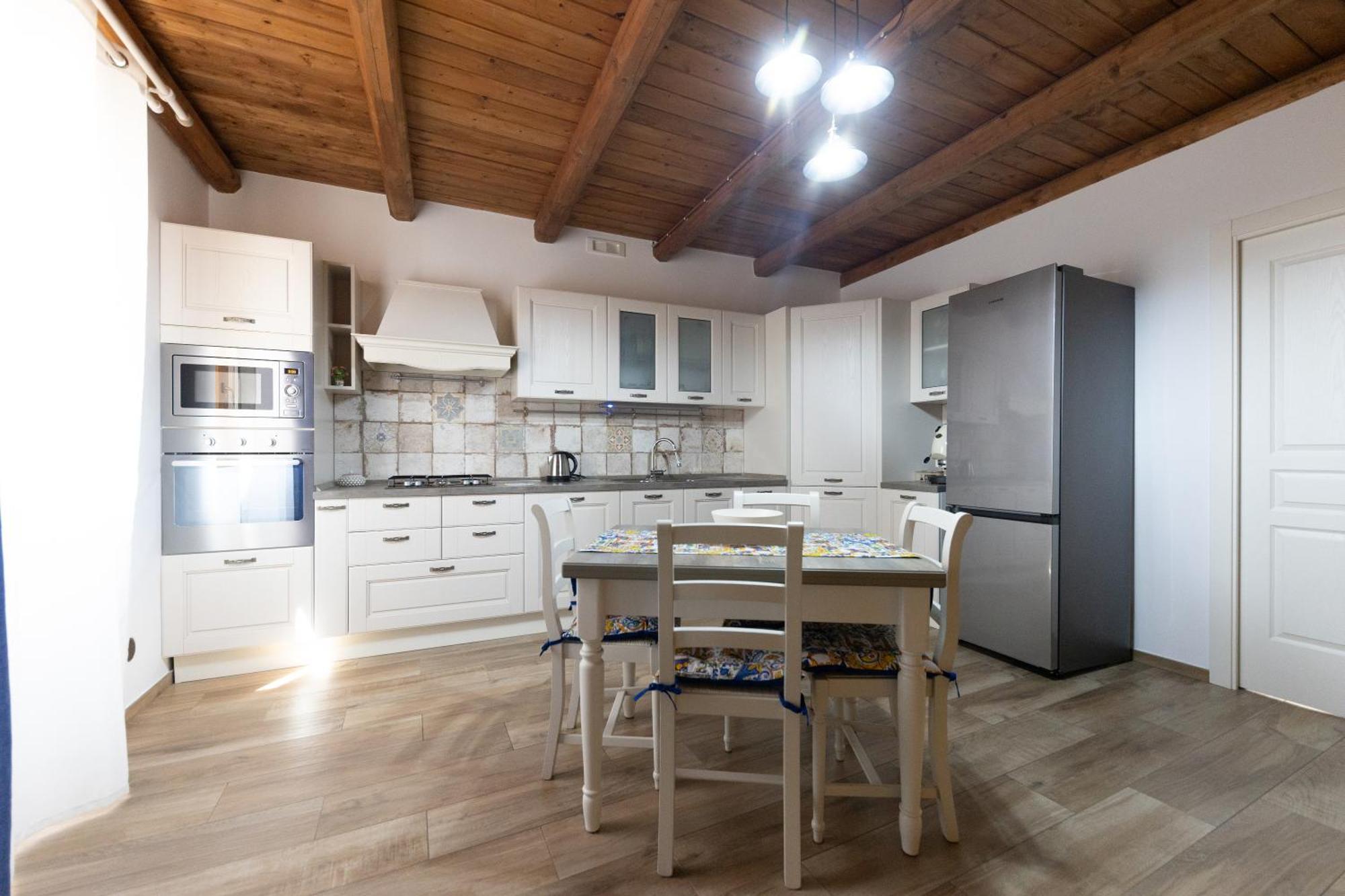 Cortile Gioeni Apartment เชฟาลู ภายนอก รูปภาพ