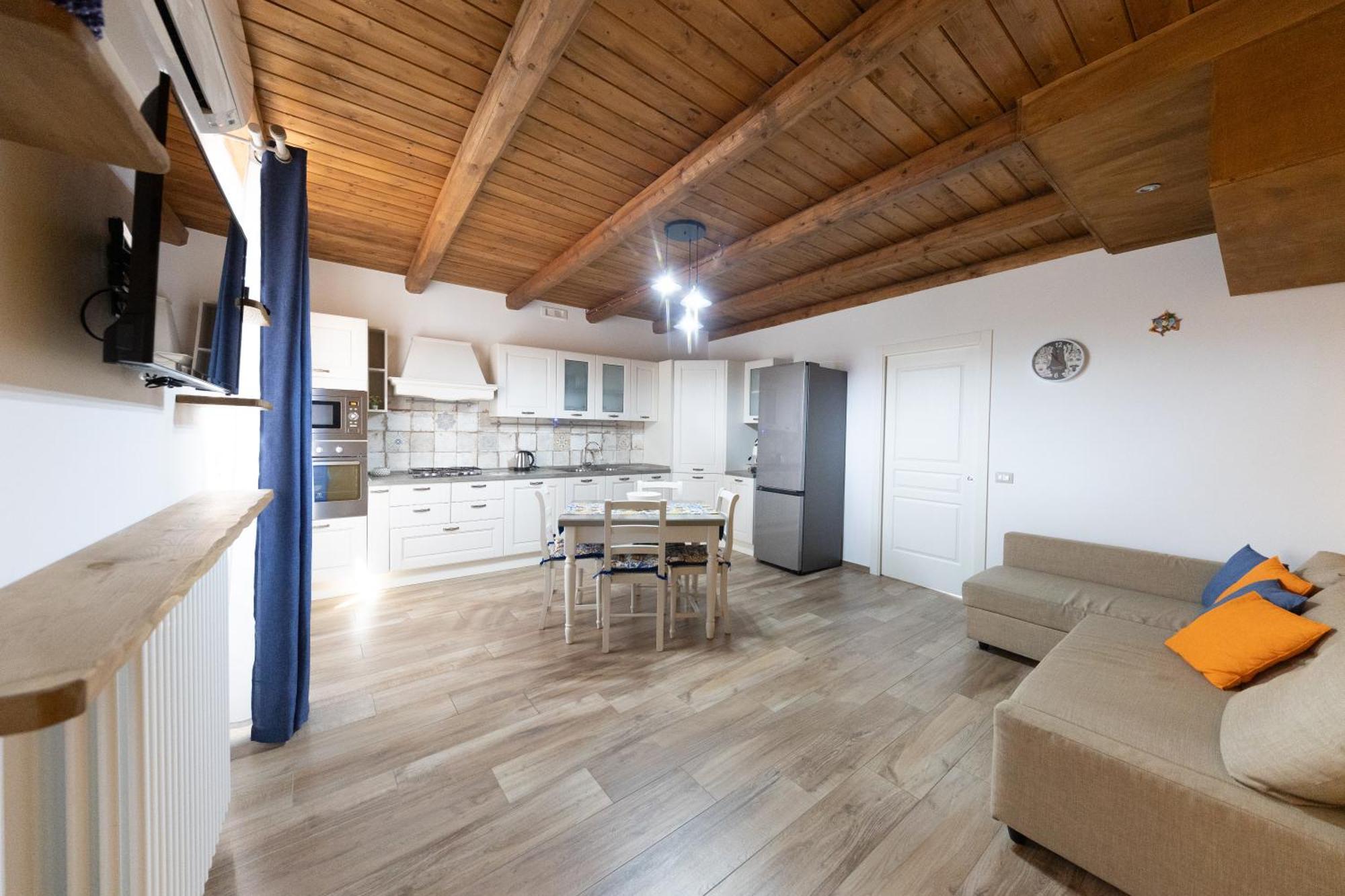 Cortile Gioeni Apartment เชฟาลู ภายนอก รูปภาพ